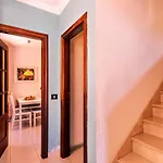 Casa Vacacional Golfin בית נופש ארונה