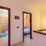 Casa Vacacional Golfin * ארונה