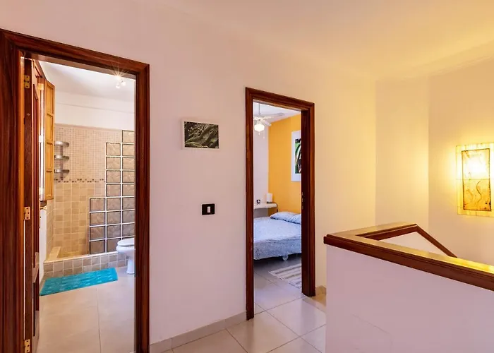 Casa Vacacional Golfin * 阿罗纳