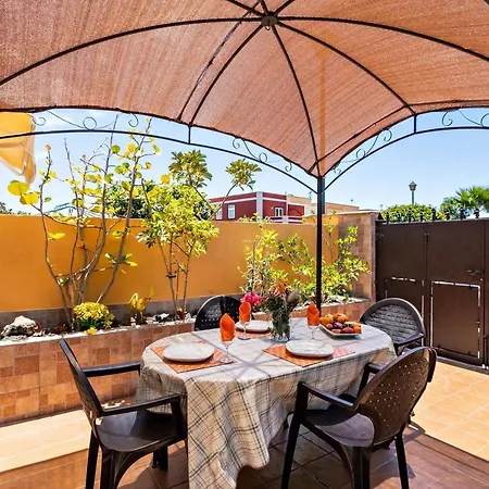 Casa Vacacional Golfin Holiday home *