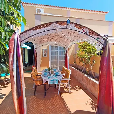 بيت للعطل Casa Vacacional Golfin أرونا