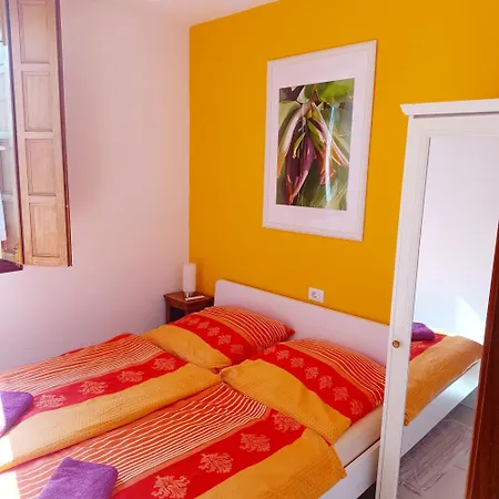 Casa Vacacional Golfin * أرونا